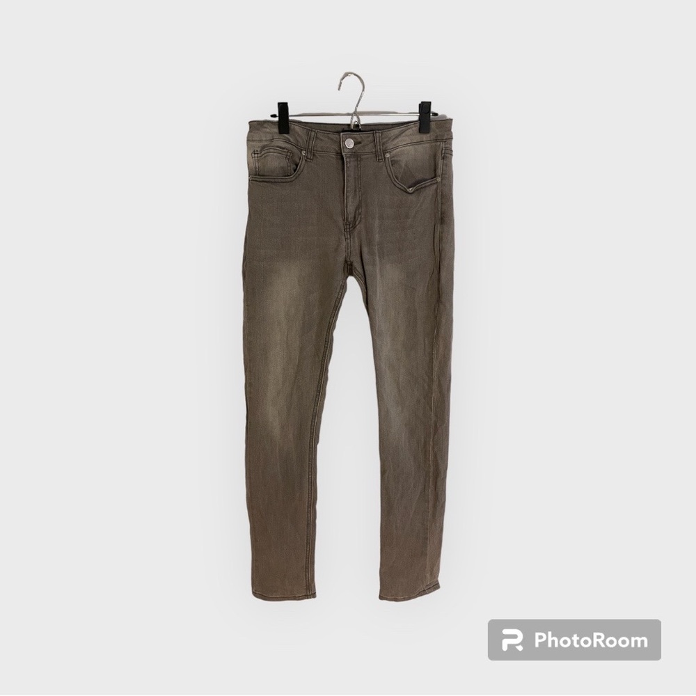 Grey skinny jeans